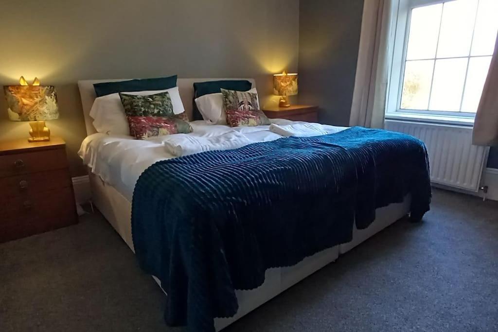 Peaceful Home From Home - Spacious 3 Bedroom House Accommodating 7 - Ideal For Families And Workers Gateshead Exterior foto